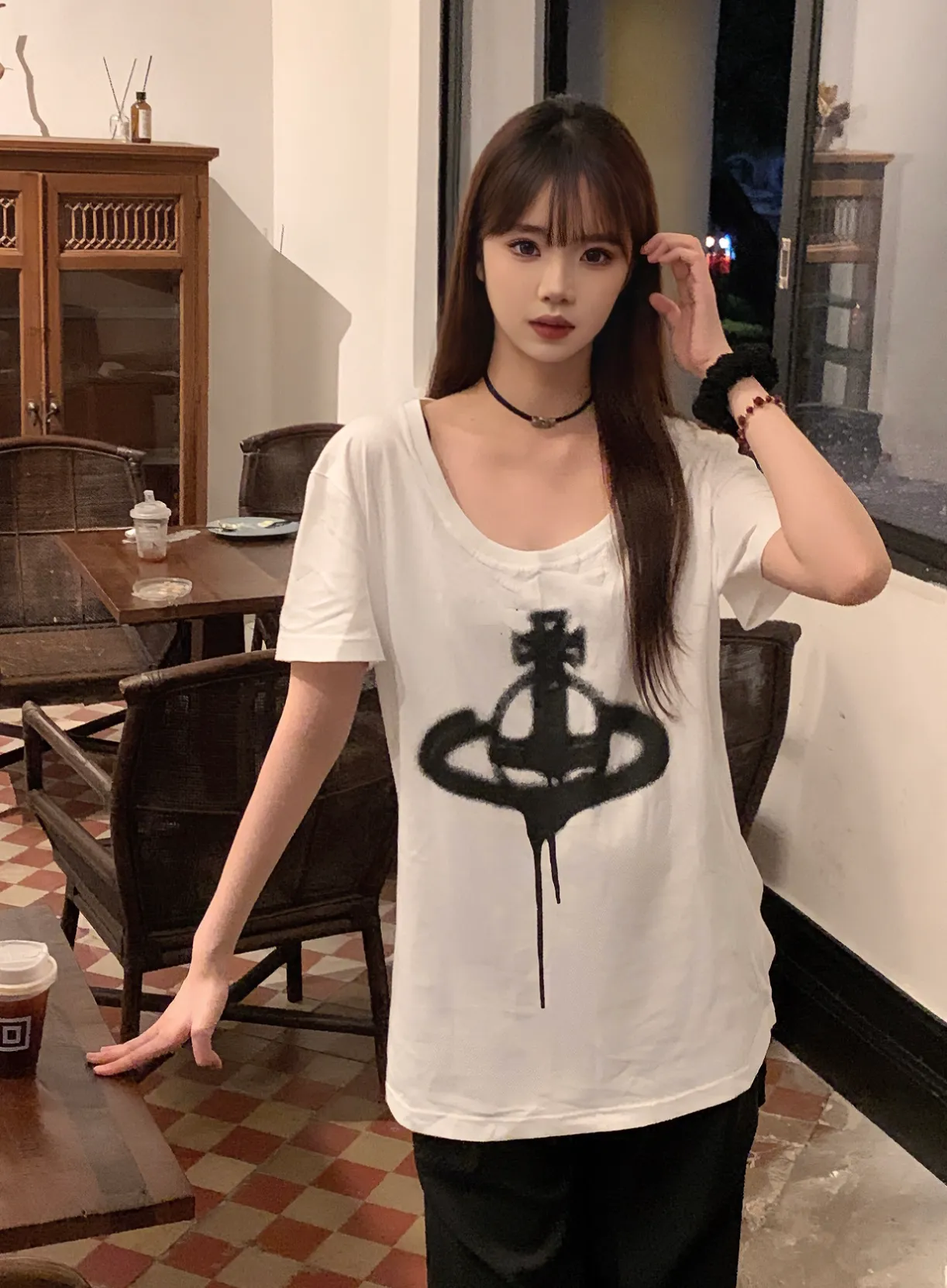 VIVI996 vivienne west wood Queen Mother West U-neck big T short-sleeve, top trending style, internet celebrity with millions of fans, PP same style upper body, good-looking, very high return rate!